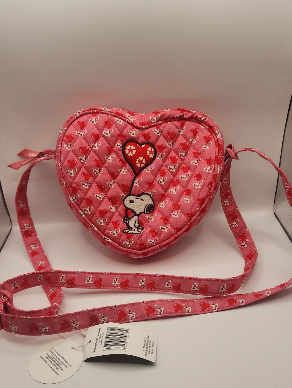 NWT-Vera Bradley x Peanuts-Snoopy-Love is in the Air-Verona Heart Crossbody Bag